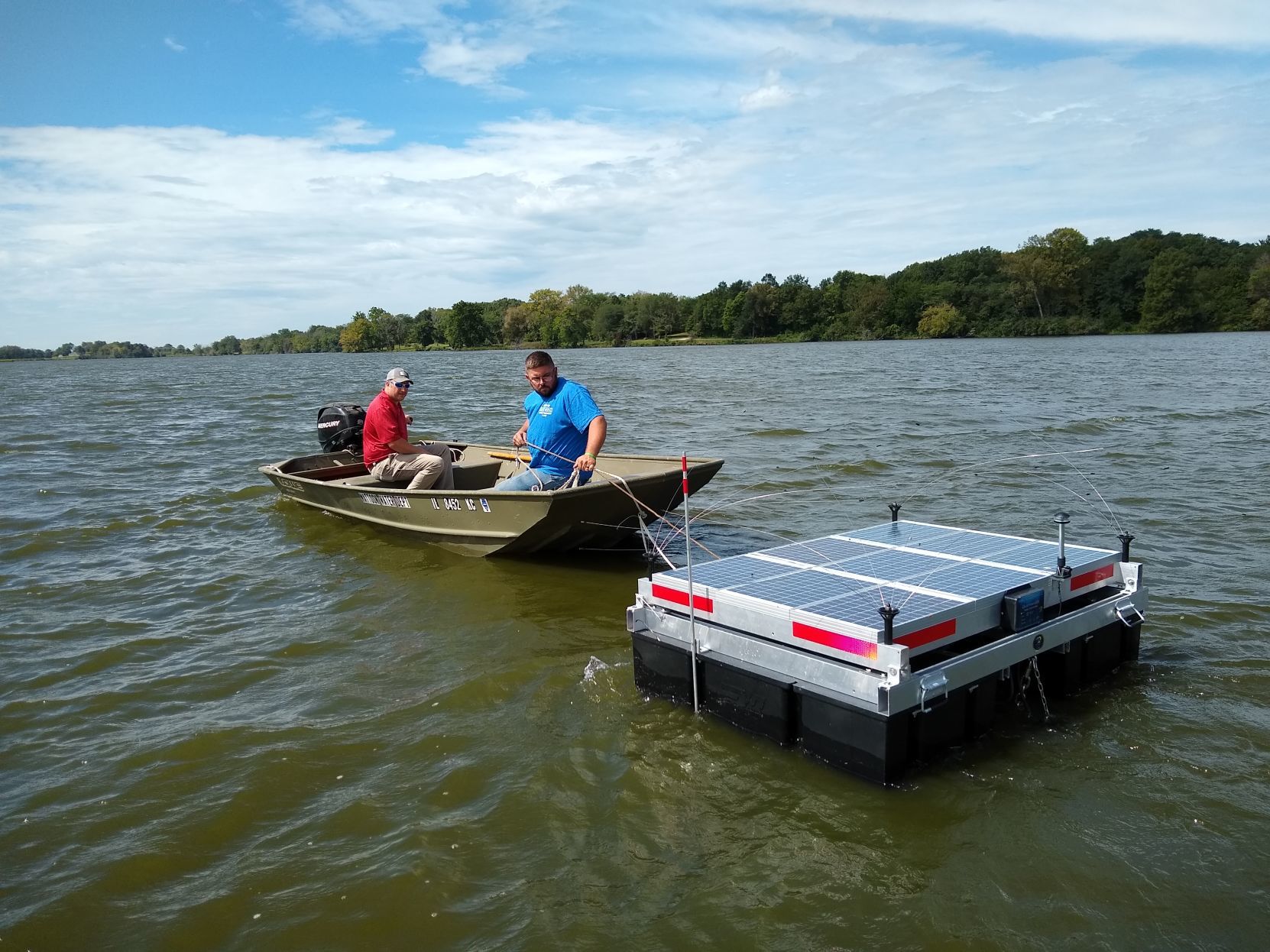 Algae control unit deploying
